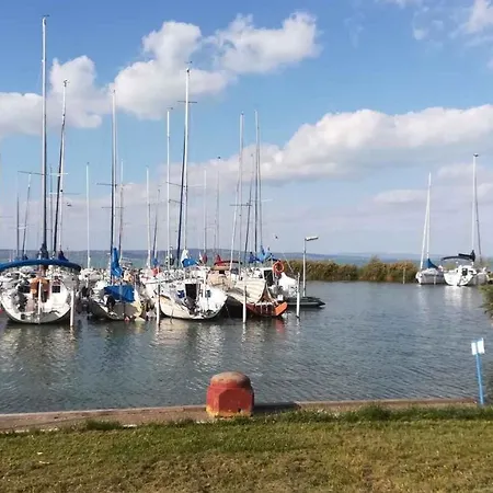 In Siofok/balaton 35466 Apartment *