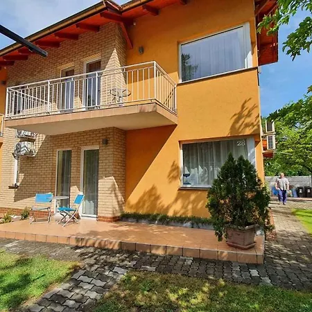 In Siofok/balaton 35466