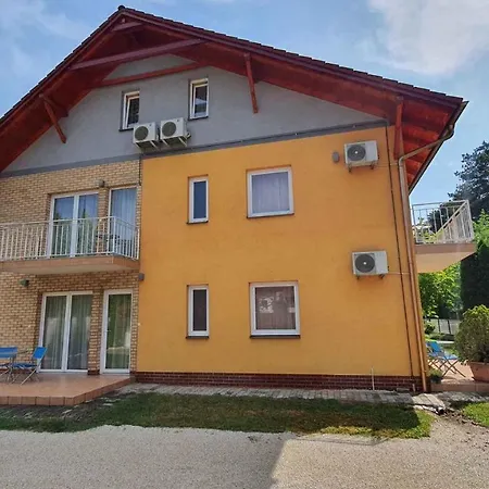In Siofok/balaton 35466 Apartment