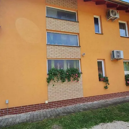 In Siofok/balaton 35466 Apartment *